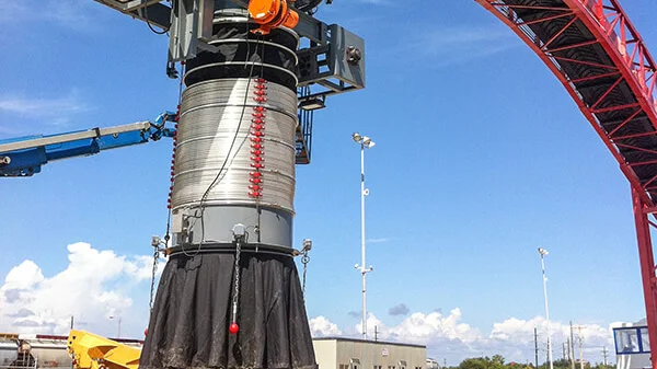 telescopic loading chute for loading solution of ship, train, truck