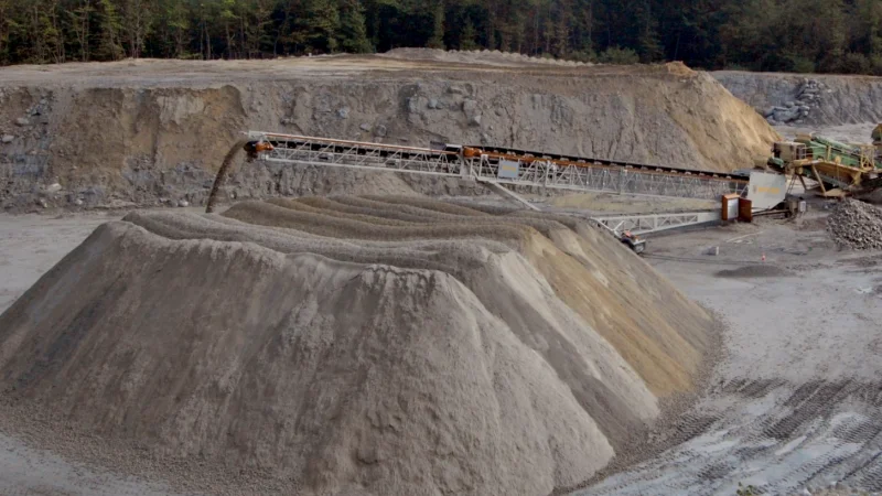 mobile stacker conveyor