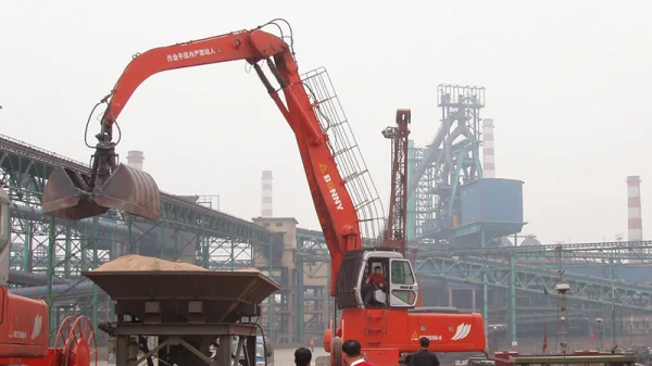 mobile material handler machine