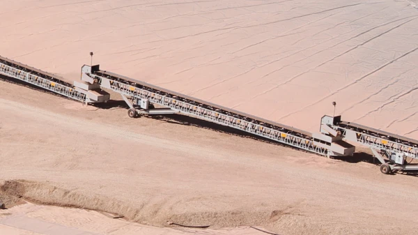 portable transferring conveyor for material handling