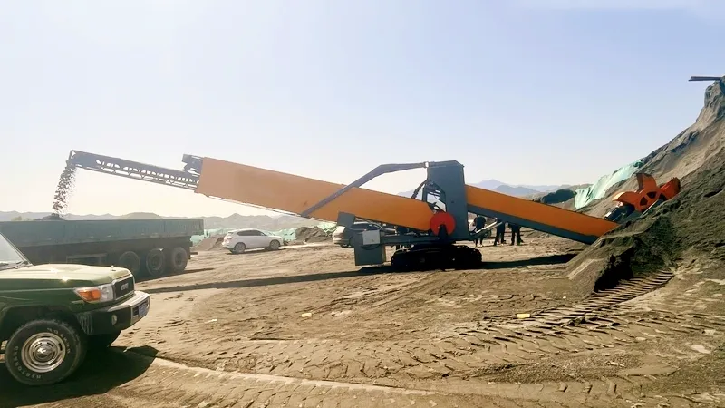 bucket wheel reclaimer for loading dumoer truck