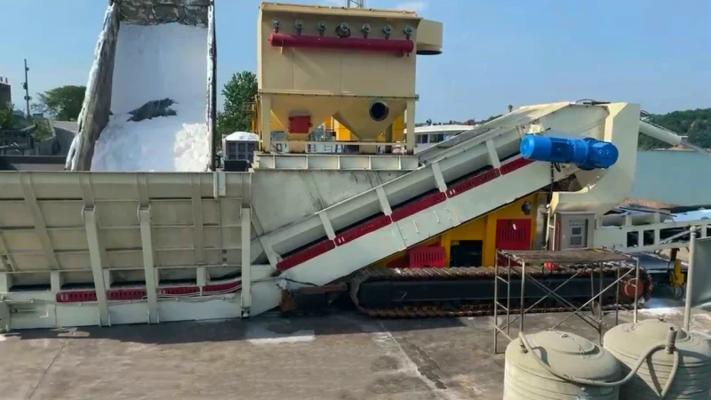 truck unloader for stockpiling